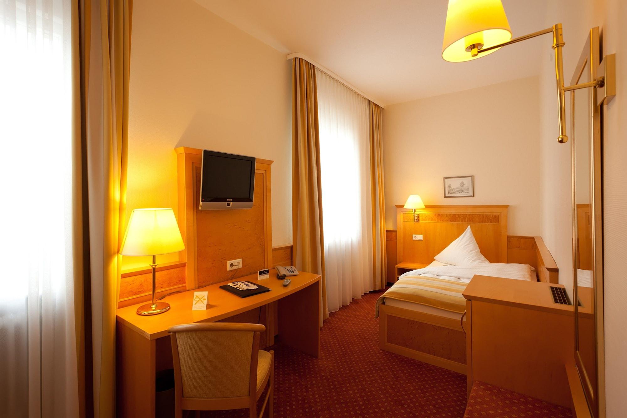 City Partner Hotel Hollaender Hof Хайдельберг Экстерьер фото
