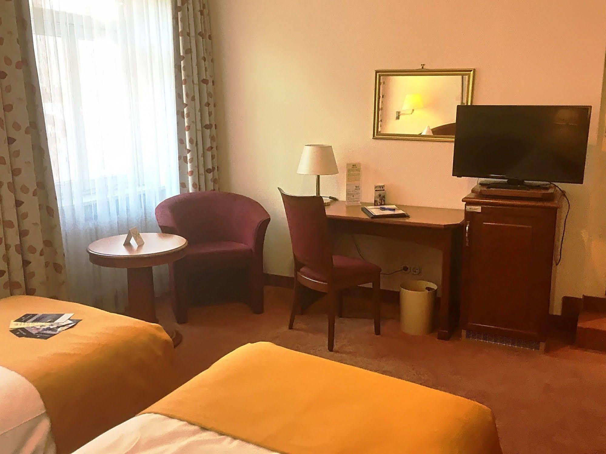 City Partner Hotel Hollaender Hof Хайдельберг Экстерьер фото