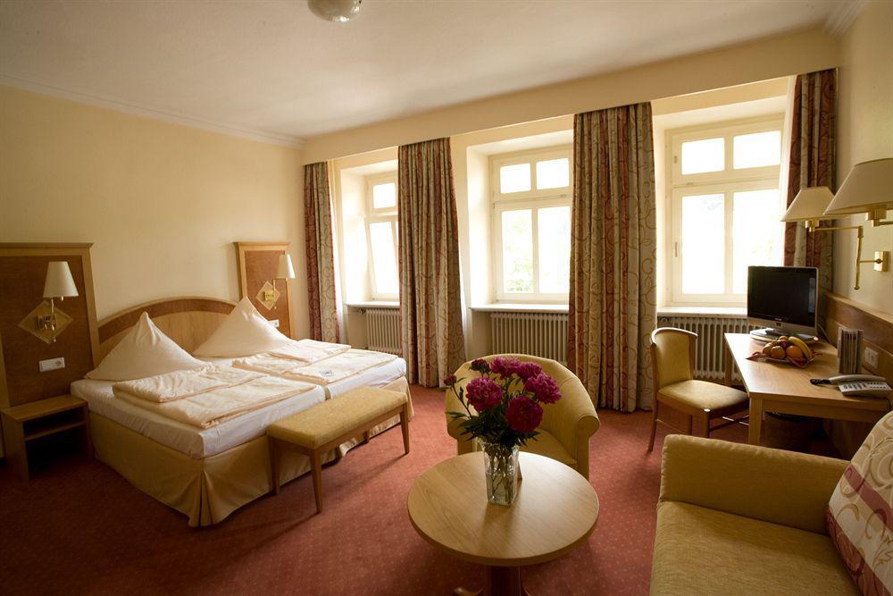 City Partner Hotel Hollaender Hof Хайдельберг Экстерьер фото
